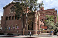 UC大學一年生活費多少錢？