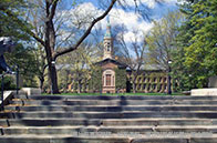 新加坡國立大學住宿費用多少錢？