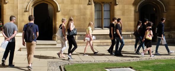 英國大學招生偏愛哪類學生.jpg 英國大學招生偏愛哪類學生.jpg