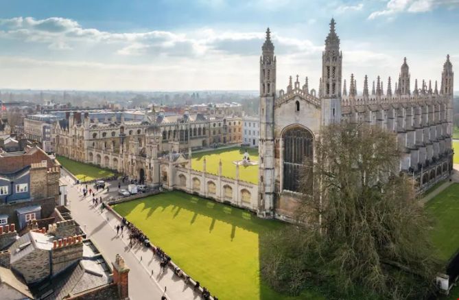 劍橋大學(xué)本科擴(kuò)招貧困生.png