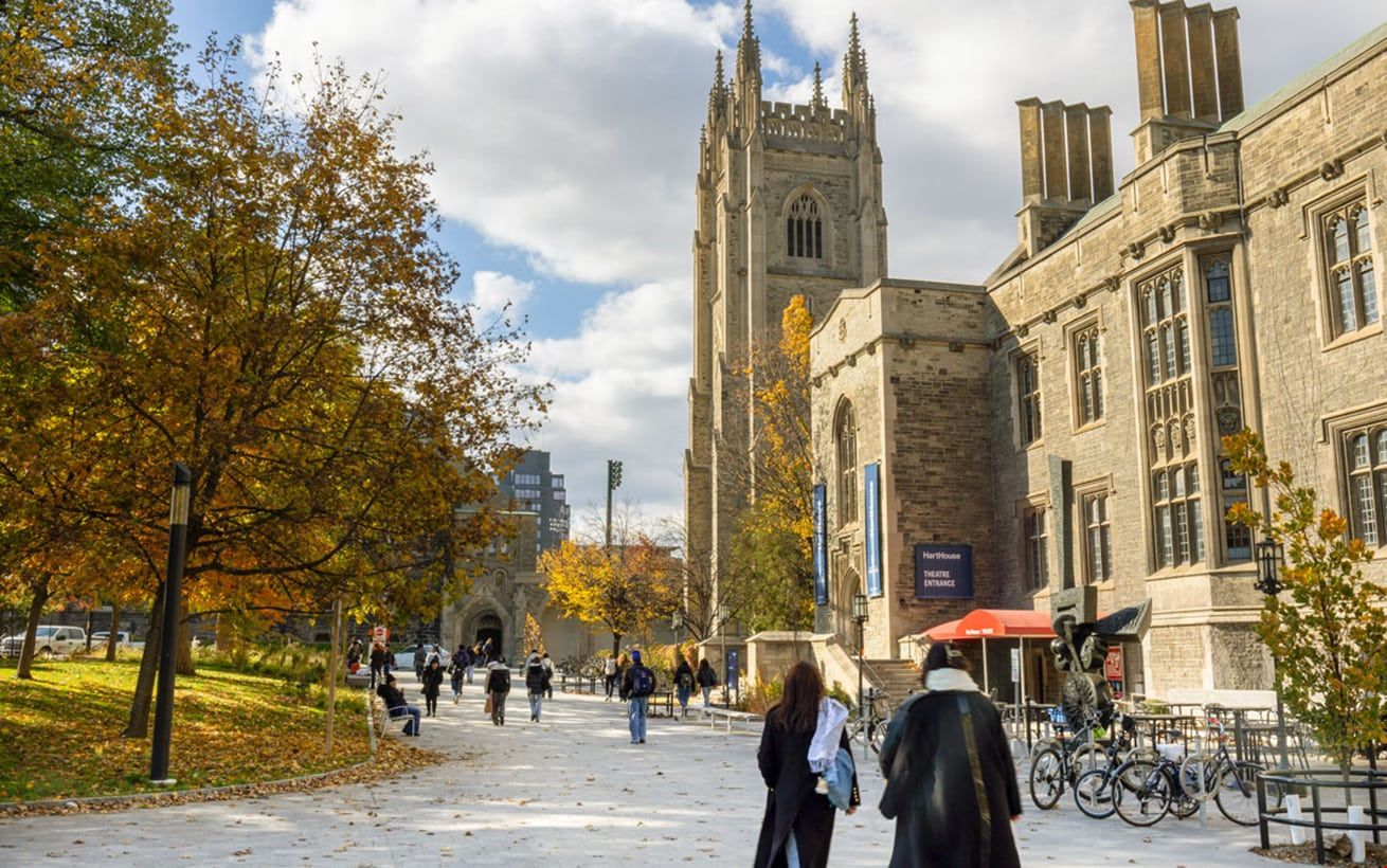 加拿大大學(xué).jpg 加拿大大學(xué).jpg