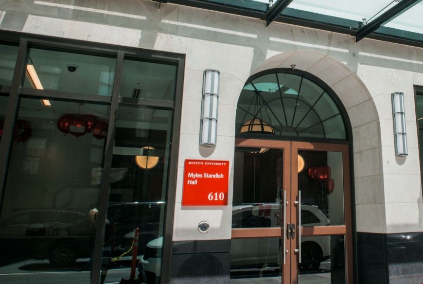 波士頓大學(xué)邁爾斯·斯坦迪什宿舍樓被除名.png 波士頓大學(xué)邁爾斯·斯坦迪什宿舍樓被除名.png