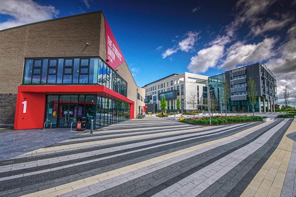 布里斯托商學院.jpg 布里斯托商學院.jpg