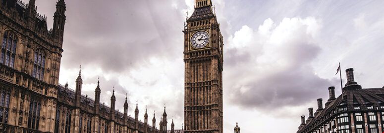 不同院校申請(qǐng)英國(guó)大學(xué)GPA要求.jpg 不同院校申請(qǐng)英國(guó)大學(xué)GPA要求.jpg